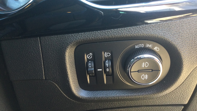 Vauxhall Astra 1.2 Turbo 145 Griffin Edition 5dr Petrol Hatchback